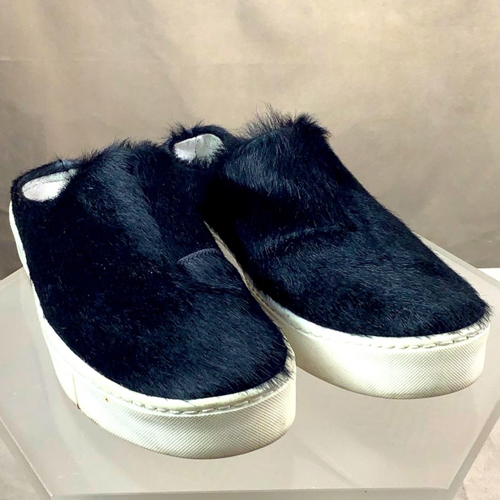 Collection PRIVEE Black Mules Size 7 💕